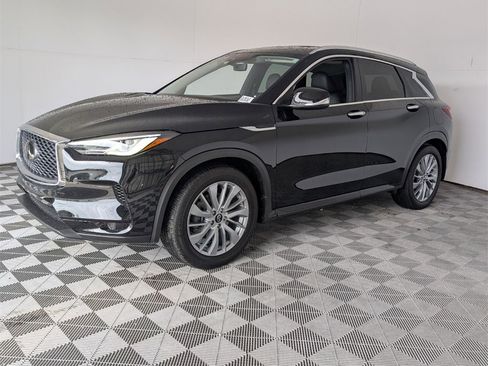 Certified 2025 INFINITI QX50 Luxe image 4