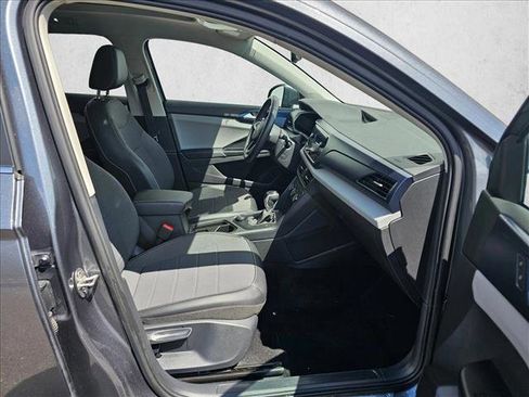 Used 2022 Volkswagen Taos SE AWD/4WD image 10