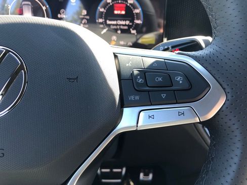 New 2026 Volkswagen Tiguan SE R-Line AWD/4WD image 23