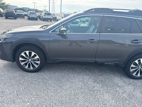 Used 2024 Subaru Outback Limited AWD/4WD image 15