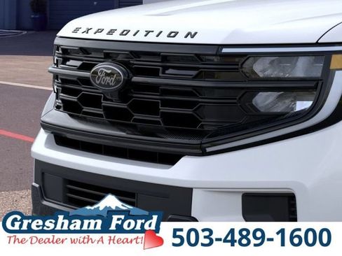 New 2026 Ford Expedition Platinum w/ Stealth Appearance Package AWD/4WD image 20