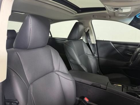 Used 2023 Lexus ES 350 w/ Premium Package FWD image 20
