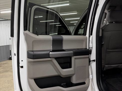 Used 2021 Ford F250 XLT w/ FX4 Off-Road Package image 31