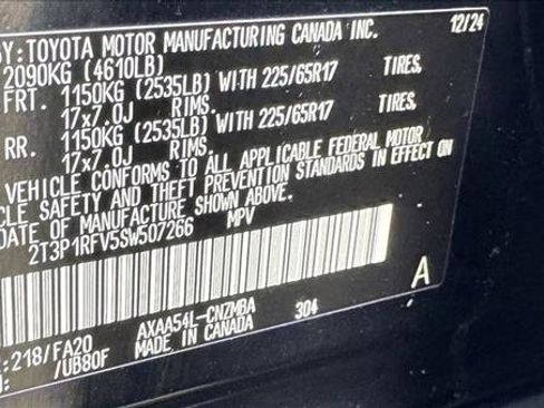 Used 2025 Toyota RAV4 XLE AWD/4WD image 22