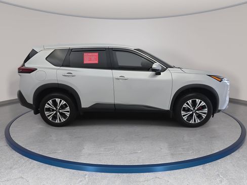 Certified 2021 Nissan Rogue SV AWD/4WD image 4