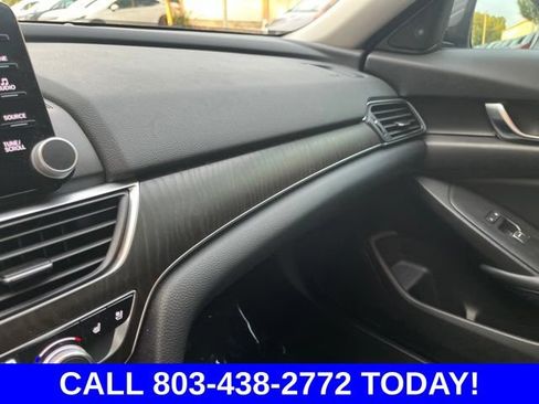 Used 2022 Honda Accord Touring image 29