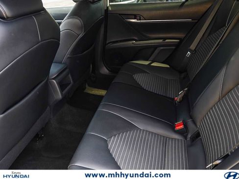 Used 2021 Toyota Camry SE w/ Carpet Mat Package (TMS) FWD image 20