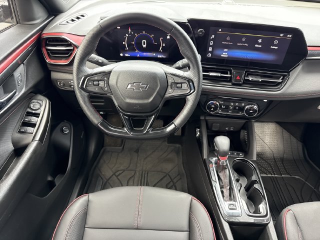 Used 2024 Chevrolet TrailBlazer RS w/ Convenience Package FWD image 12
