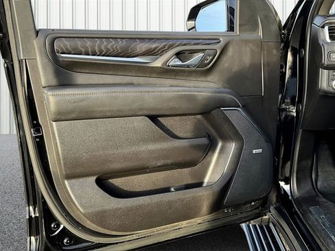 Used 2021 GMC Yukon Denali image 19