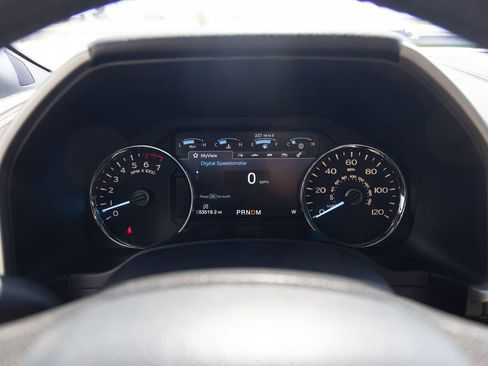 Used 2018 Ford F150 Lariat w/ Equipment Group 502A Luxury AWD/4WD image 33