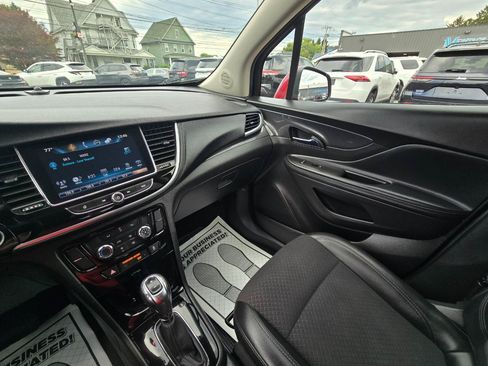Used 2019 Buick Encore Preferred AWD/4WD image 11