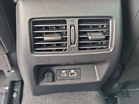 Used 2021 Nissan Altima 2.5 SL FWD image 25