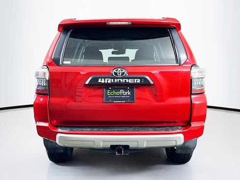 Used 2024 Toyota 4Runner TRD Off-Road image 7