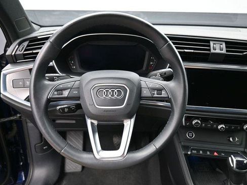 Used 2023 Audi Q3 2.0T Premium Plus image 17