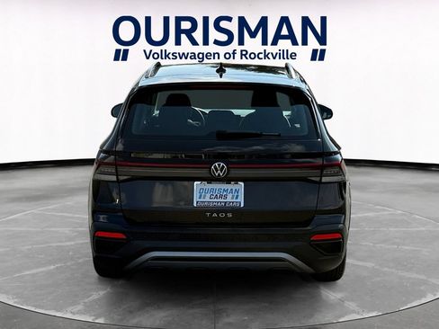 Used 2025 Volkswagen Taos S FWD image 5