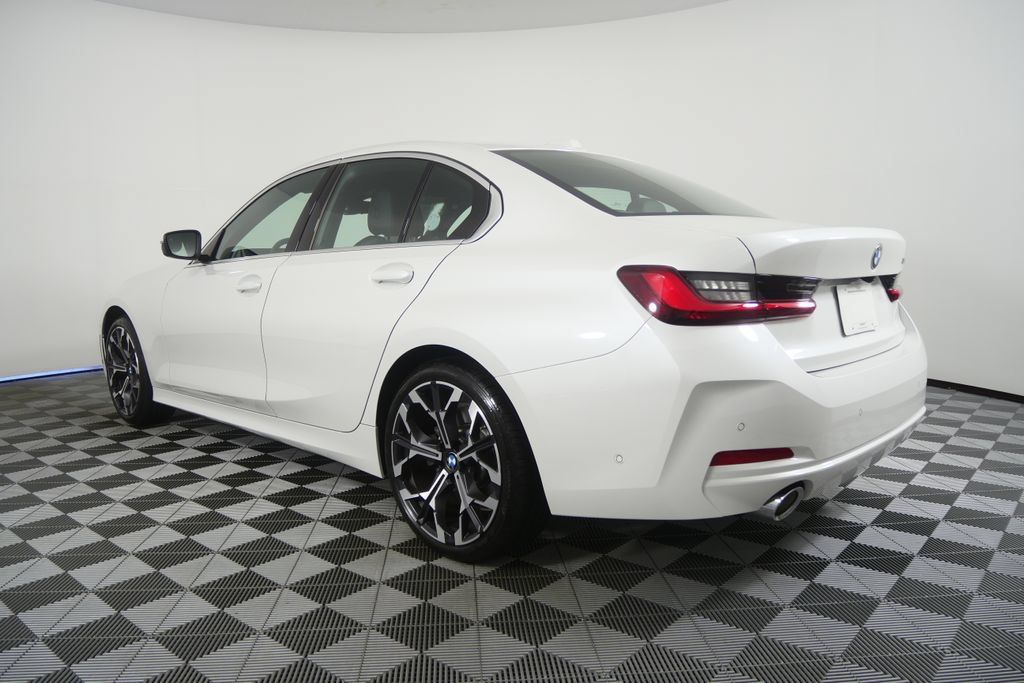 Certified 2026 BMW 330i Sedan RWD image 6