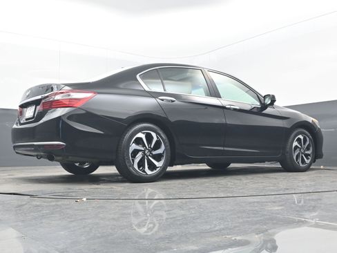 Used 2016 Honda Accord EX-L image 28