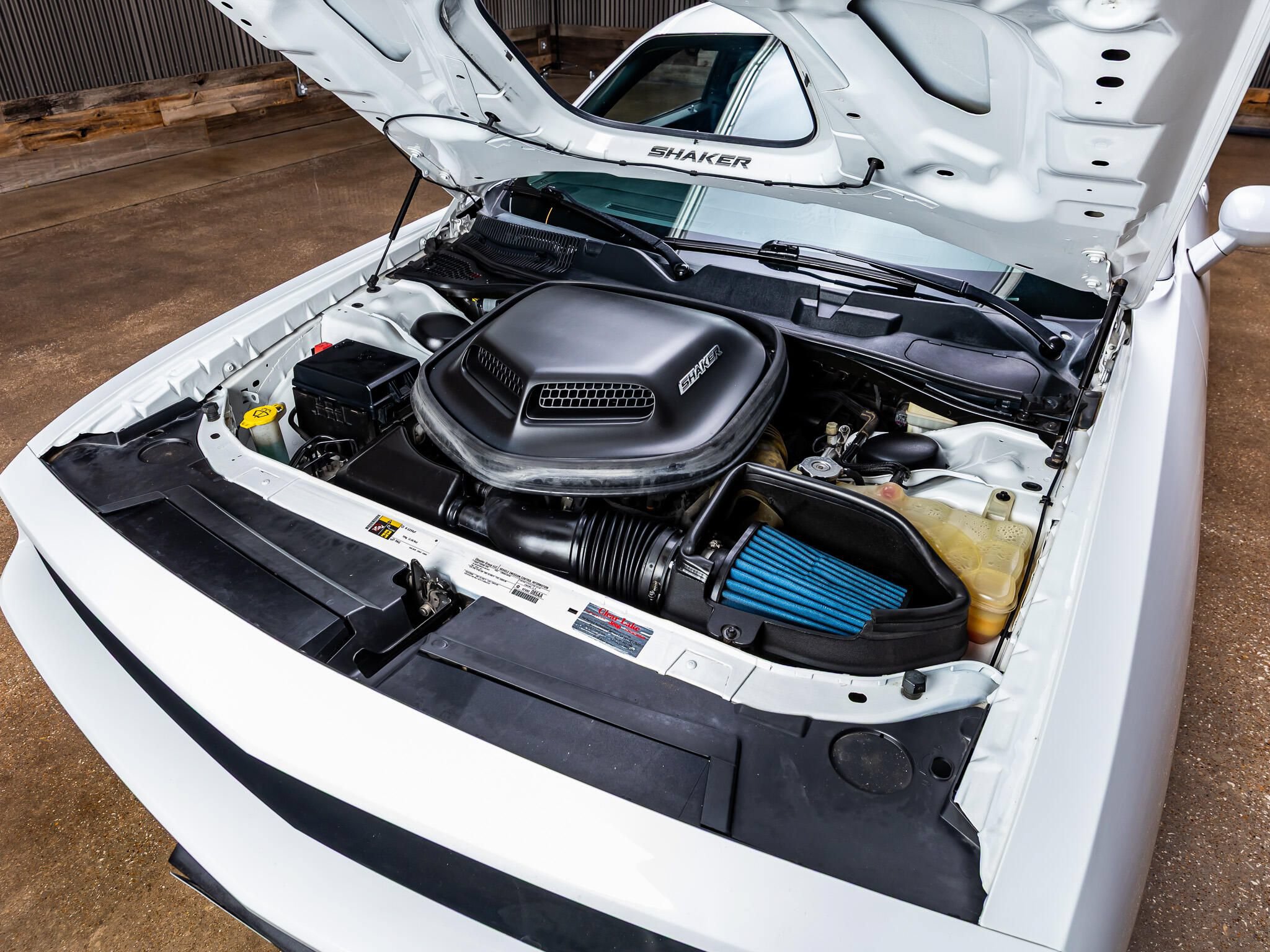 Used 2014 Dodge Challenger R/T RWD image 29