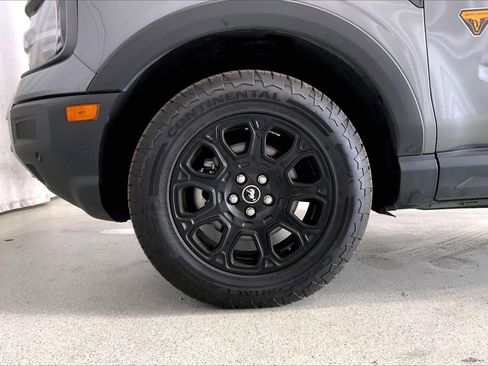 Used 2025 Ford Bronco Sport Badlands image 6