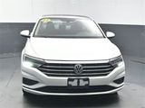 Used 2021 Volkswagen Jetta SE w/ SE Cold Weather Package image 3