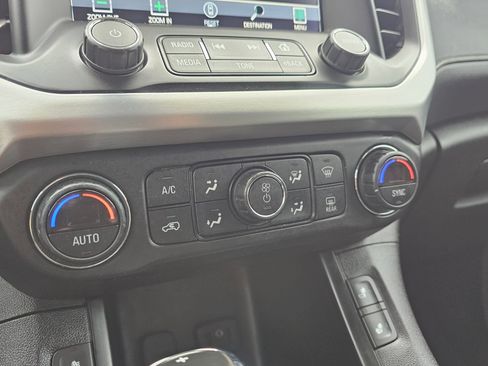 Used 2019 GMC Acadia SLT AWD/4WD image 20