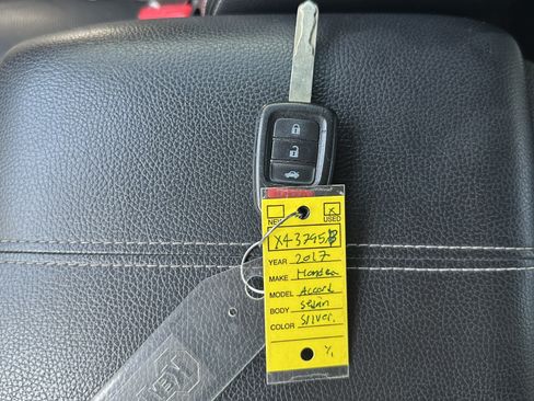 Used 2017 Honda Accord Sport image 35