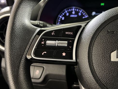 Used 2023 Kia Forte LXS w/ LXS Technology Package image 28