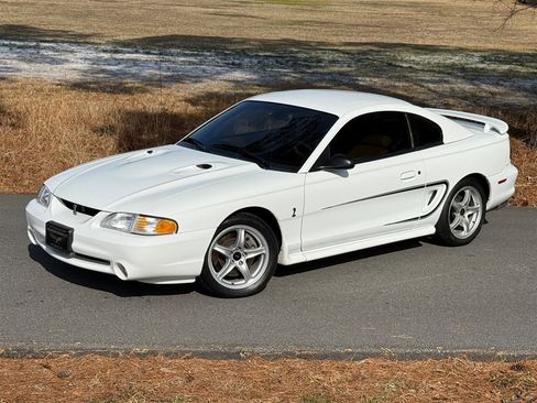 Used 1997 Ford Mustang Cobra image 9