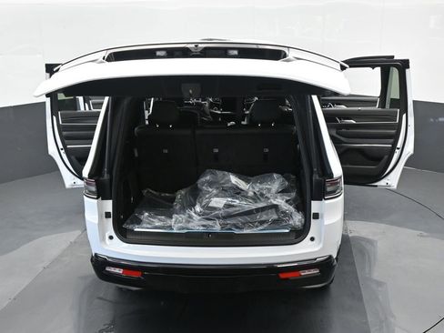 Used 2024 Jeep Grand Wagoneer Series II w/ Quick Order Packagew 28T image 68