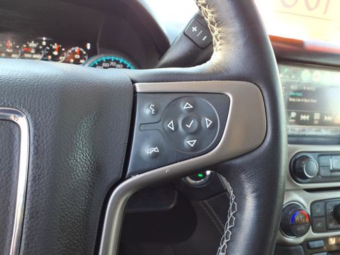 Used 2020 GMC Yukon Denali image 20