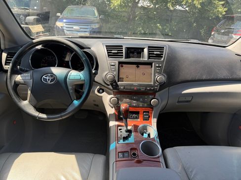 Used 2009 Toyota Highlander Limited w/ Extra Value Pkg 8 AWD/4WD image 19