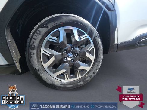 Used 2025 Subaru Forester Premium AWD/4WD image 9