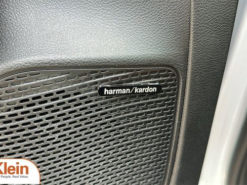 Used 2024 Chrysler Pacifica Pinnacle w/ Trailer Tow Group image 14