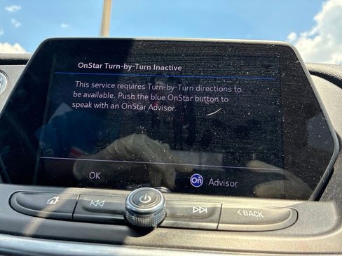 Used 2019 Chevrolet Blazer LT FWD image 18