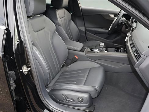 Used 2023 Audi A4 2.0T Premium Plus w/ Premium Plus Package image 19