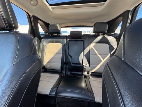 Used 2021 Ford Escape Titanium w/ Titanium Elite Package AWD/4WD image 36