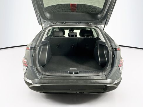 Used 2025 Hyundai Kona SEL FWD image 29