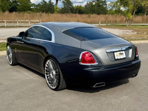 Used 2016 Rolls-Royce Wraith RWD image 4
