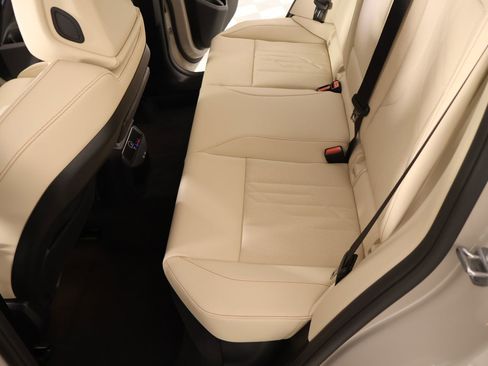 New 2026 BMW X3 xDrive30 w/ Premium Package image 12