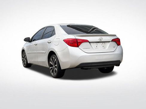 Used 2019 Toyota Corolla SE FWD image 22