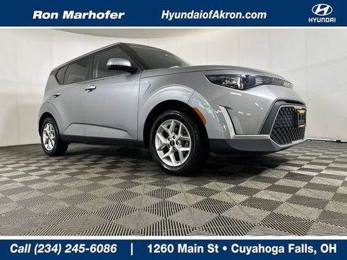Used 2024 Kia Soul LX w/ Option Group 015 FWD image 1