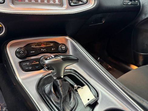 Used 2019 Dodge Challenger R/T RWD image 26