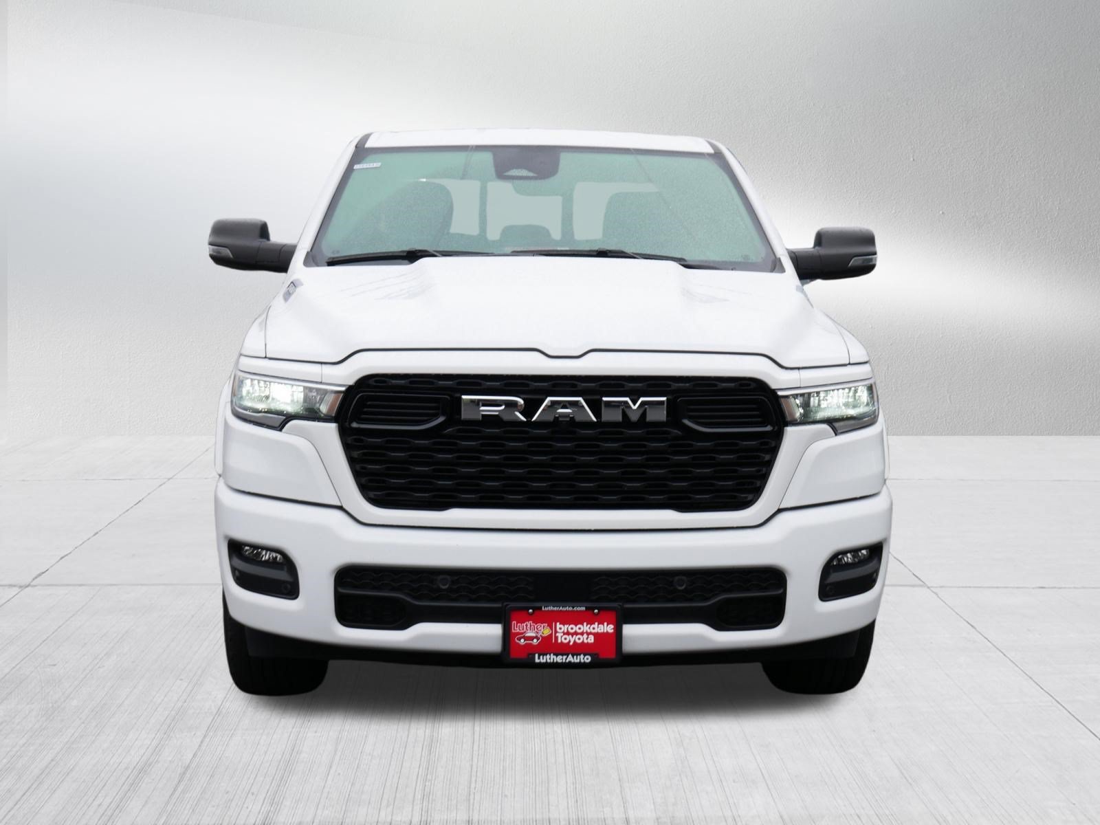 Used 2025 RAM 1500 Big Horn AWD/4WD image 2