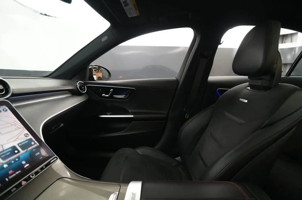 Used 2023 Mercedes-Benz C 43 AMG 4MATIC Sedan image 31