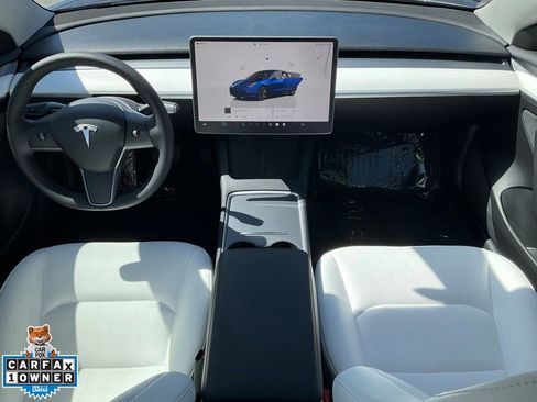 Used 2022 Tesla Model 3 Long Range AWD/4WD image 36