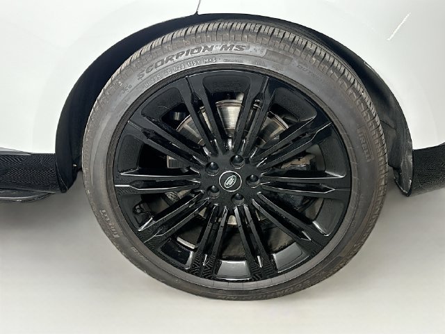 Used 2025 Land Rover Range Rover Autobiography AWD/4WD image 33