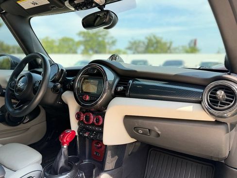 Used 2016 MINI Cooper S FWD image 25