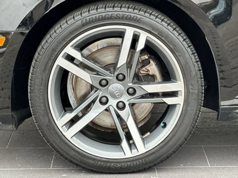 Used 2018 Audi A4 2.0T Ultra Premium Plus w/ Premium Plus Package FWD image 32