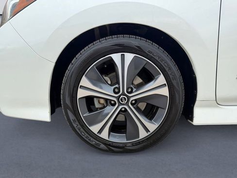 Used 2018 Nissan Leaf SL w/ SL Technology Package image 9