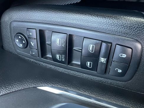 Used 2019 RAM 1500 Big Horn image 10